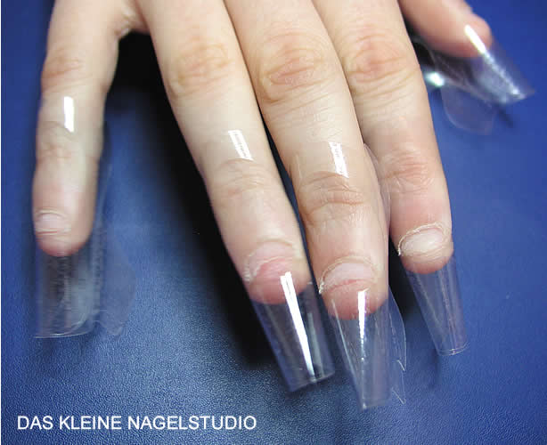 Gribok der Nägel auf den Beinen die ersten Symptome
